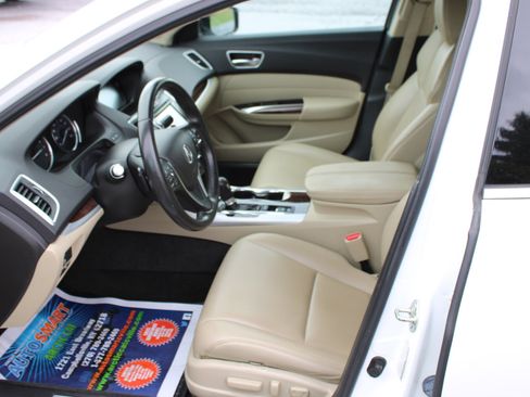 Used 2018 Acura TLX image 15