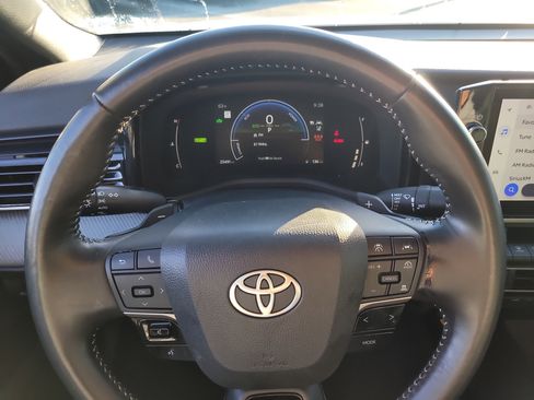Certified 2025 Toyota Camry SE image 29
