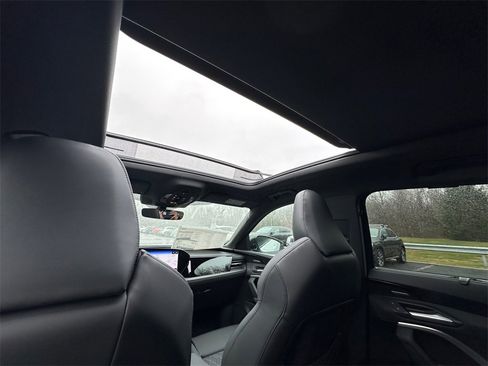 New 2025 Audi SQ5 Premium Plus image 26