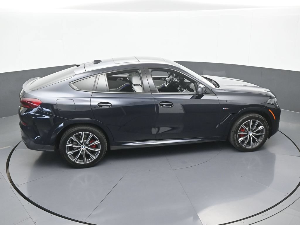 Used 2025 BMW X6 xDrive40i AWD/4WD image 56