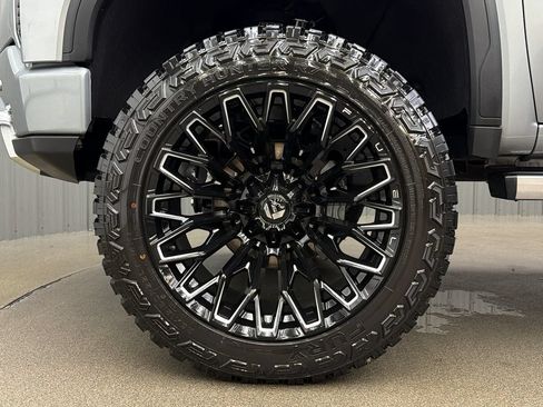 Used 2026 GMC Sierra 1500 Denali Ultimate AWD/4WD image 9