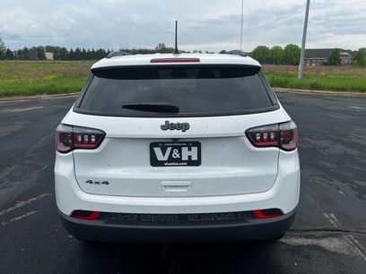 New 2025 Jeep Compass Latitude w/ Altitude Special Edition