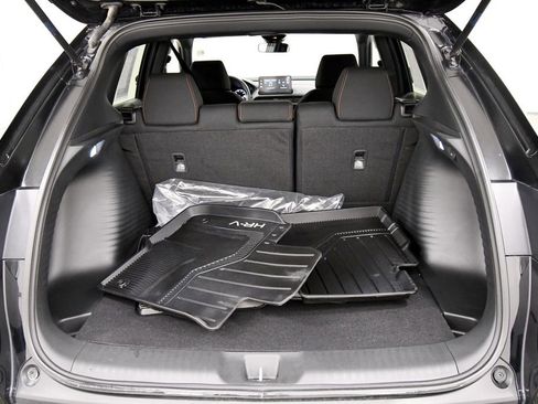 Certified 2026 Honda HR-V Sport image 7