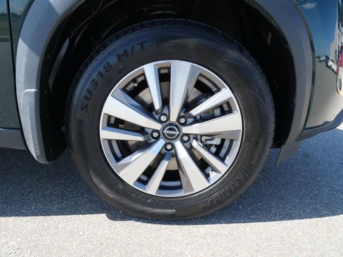 Used 2022 Nissan Pathfinder SL image 10