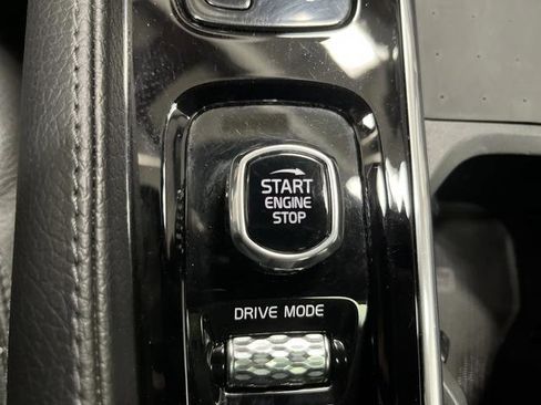 Used 2021 Volvo XC90 T8 Inscription Expression w/ Advanced Package image 23
