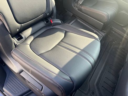 Certified 2026 Honda Pilot TrailSport image 35