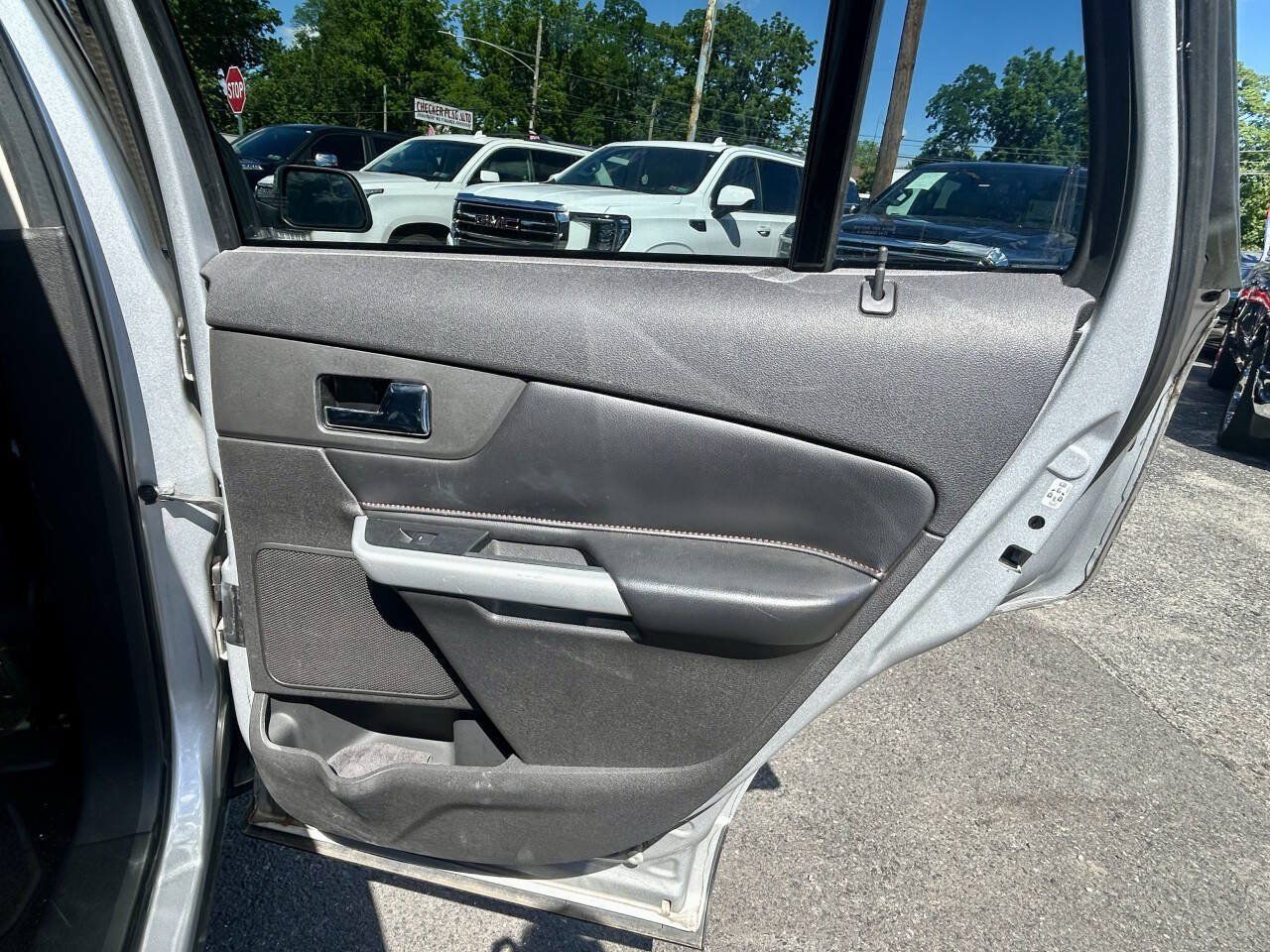 Used 2013 Ford Edge SEL FWD image 15