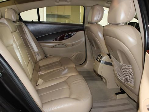 Used 2013 Buick LaCrosse Leather w/ Entertainment Package FWD image 24