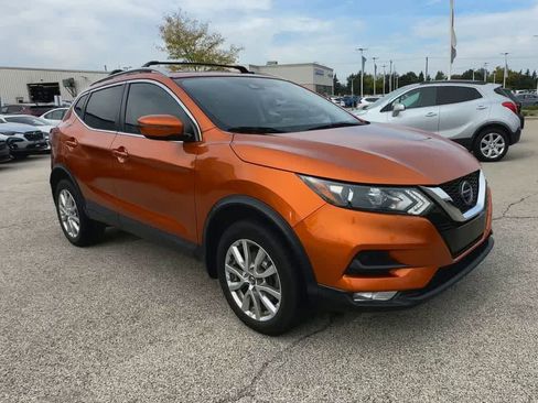 Used 2020 Nissan Rogue Sport SV w/ All-Weather Package image 2