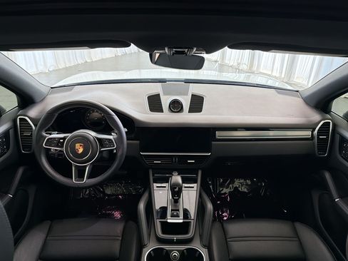 Used 2022 Porsche Cayenne Platinum Edition AWD/4WD image 16