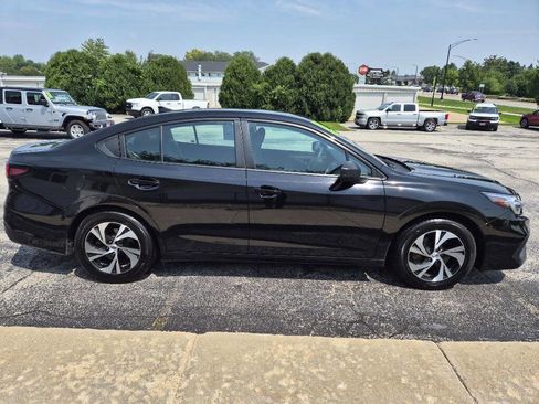 Used 2023 Subaru Legacy image 2