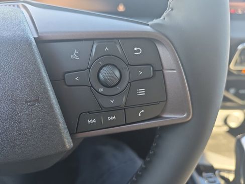 New 2026 Nissan Sentra SV w/ SV Convenience Package FWD image 9