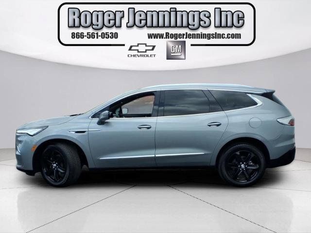 Used 2024 Buick Enclave Essence w/ Sport Touring Edition FWD image 2
