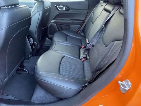 New 2026 Jeep Compass Latitude image 9