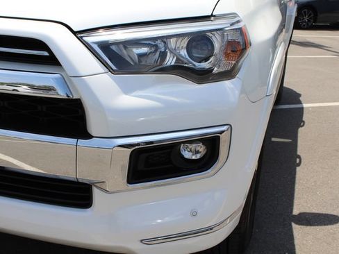 Used 2021 Toyota 4Runner Limited AWD/4WD image 4