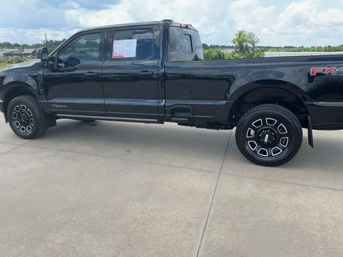 Used 2025 Ford F250 Platinum AWD/4WD image 6