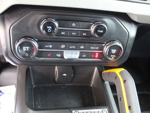 Used 2021 Ford Bronco Badlands w/ Sasquatch Package image 21