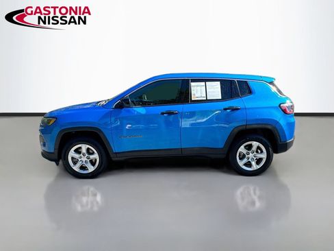 Used 2023 Jeep Compass Sport AWD/4WD image 5