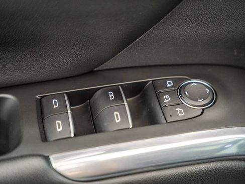 Used 2024 Chevrolet Traverse RS w/ LPO, Floor Liner Package AWD/4WD image 34
