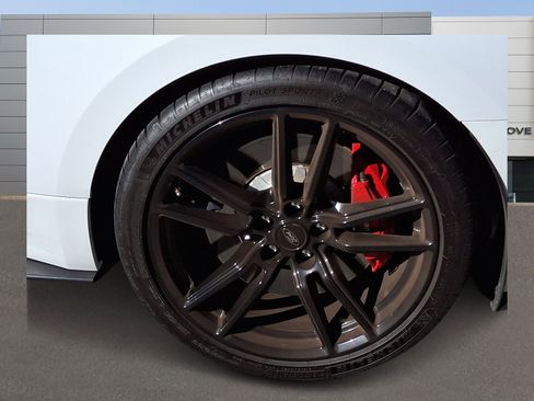 Used 2022 Ford Mustang Shelby GT500 w/ Technology Package image 8