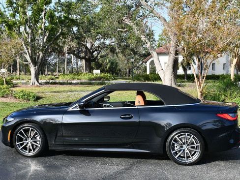 Used 2022 BMW 430i Convertible w/ Convenience Package image 4