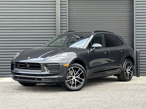 Certified 2026 Porsche Macan AWD/4WD image 1