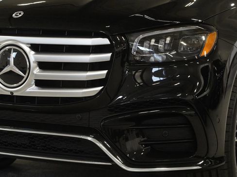 New 2026 Mercedes-Benz GLS 450 4MATIC image 9