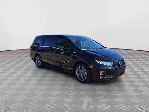 New 2026 Honda Odyssey Touring image 2