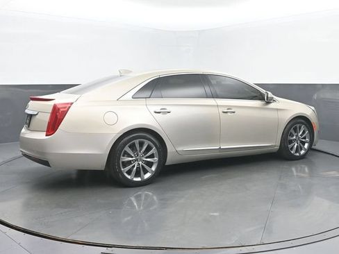 Used 2015 Cadillac XTS FWD image 6