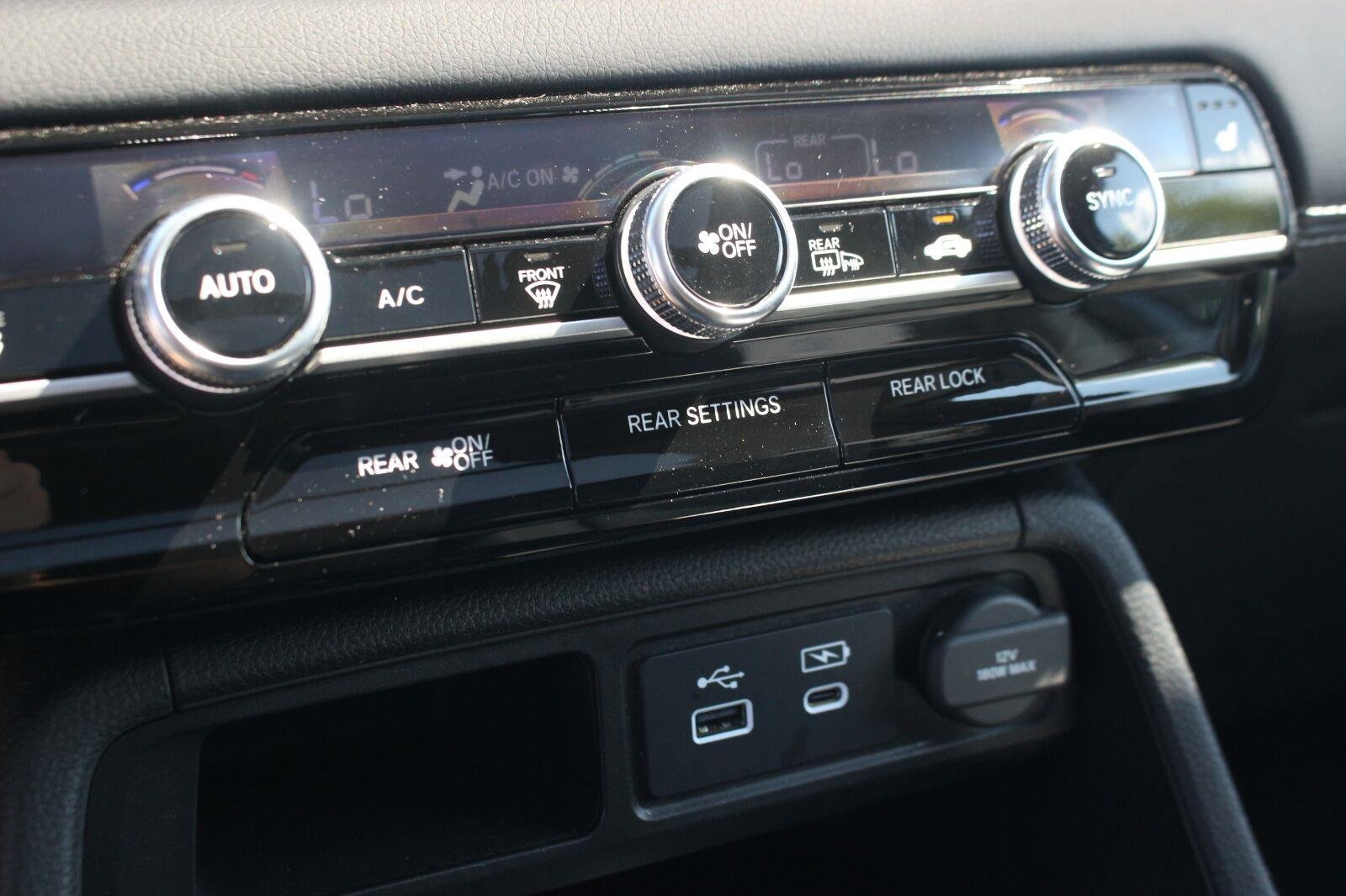 Used 2024 Honda Pilot Touring image 31