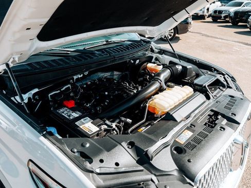 Used 2021 Lincoln Navigator Black Label w/ Cargo Convenience Package image 58