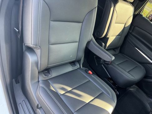 New 2025 Chevrolet Traverse LT w/ LPO, Floor Liner Package image 27