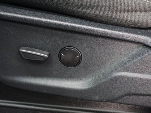 Used 2025 Ford F350 XLT image 12