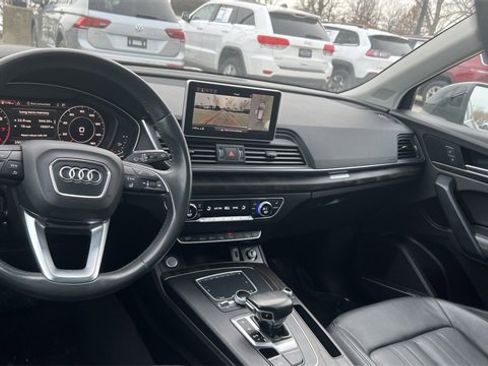Used 2020 Audi Q5 Prestige image 16