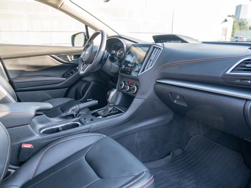 Used 2019 Subaru Crosstrek 2.0i Limited w/ Moonroof Package w/Navigation AWD/4WD image 25