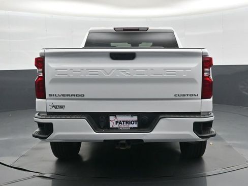 Used 2022 Chevrolet Silverado 1500 Custom RWD image 5