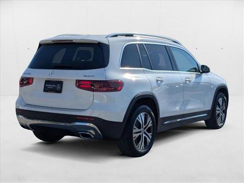 New 2026 Mercedes-Benz GLB 250 4MATIC image 6