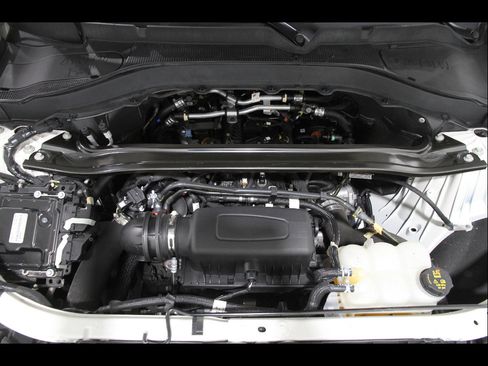 Certified 2022 Ford Explorer Limited w/ Equipment Group 301A image 23