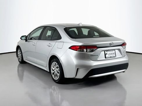 Used 2020 Toyota Corolla LE FWD image 7