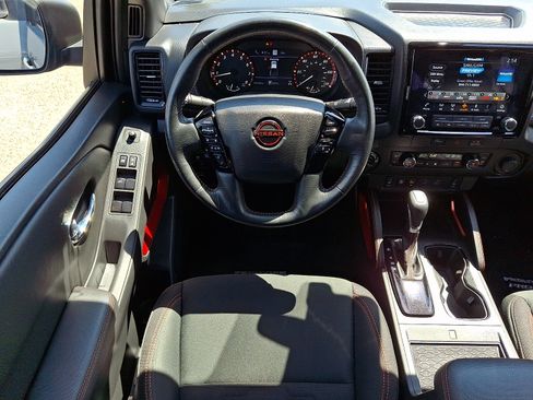 Certified 2023 Nissan Frontier PRO-4X w/ Pro Convenience Package AWD/4WD image 12