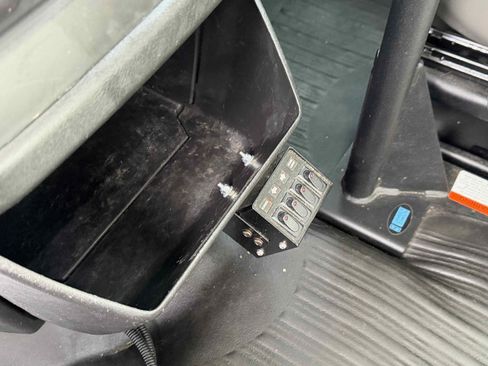 Used 2023 GMC Savana 2500 w/ Driver Convenience Package image 24