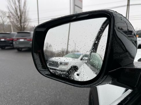 Certified 2023 Jeep Grand Cherokee Altitude image 11