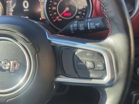 Used 2018 Jeep Wrangler Unlimited Rubicon image 18