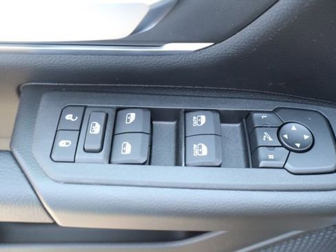 New 2026 RAM 1500 4x4 Crew Cab image 17