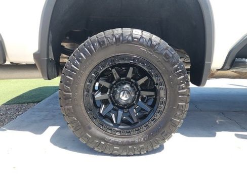 Used 2023 Chevrolet Silverado 3500 High Country w/ Safety Package II image 27