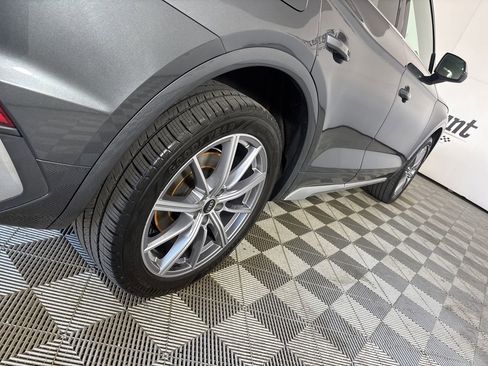 Used 2022 Audi SQ5 Premium w/ Convenience Package AWD/4WD image 35