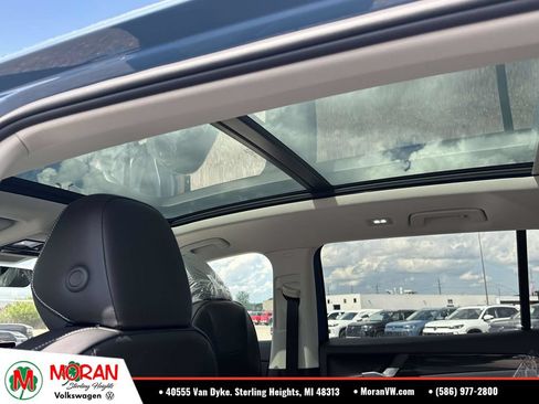 Used 2026 Volkswagen Tiguan SE AWD/4WD image 10