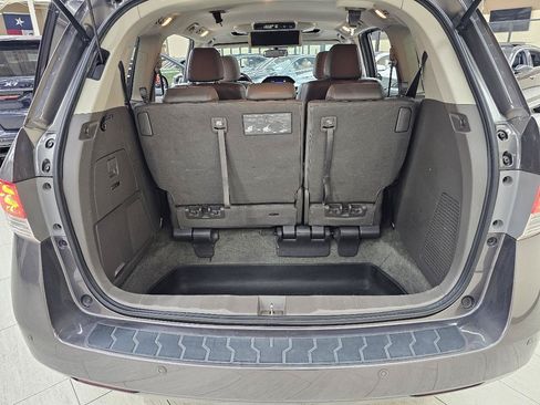 Used 2014 Honda Odyssey Touring image 12