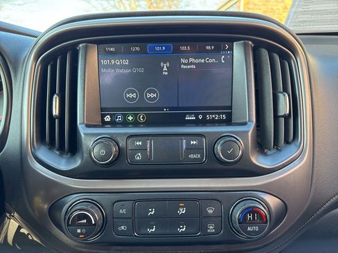 Used 2022 GMC Canyon AT4 image 45