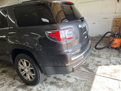 Used 2015 GMC Acadia SLT FWD image 11
